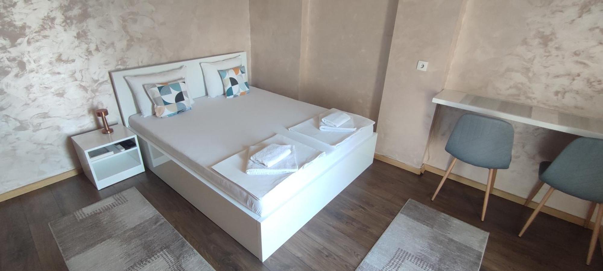 Menrat Daire Novi Sad Dış mekan fotoğraf